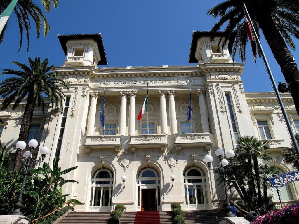 Casa Carina Centro Citta Con Garage Privato Lejlighed Sanremo Eksteriør billede