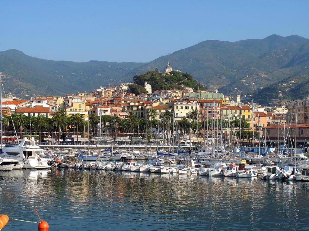 Casa Carina Centro Citta Con Garage Privato Lejlighed Sanremo Eksteriør billede